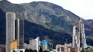 El centro de Bogotá y su alta valorización [upl. by Euh774]